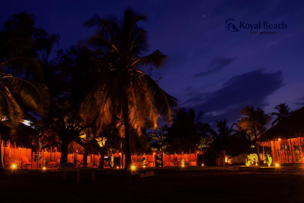 Royal Beach อารูกัมเบย์ ภายนอก รูปภาพ