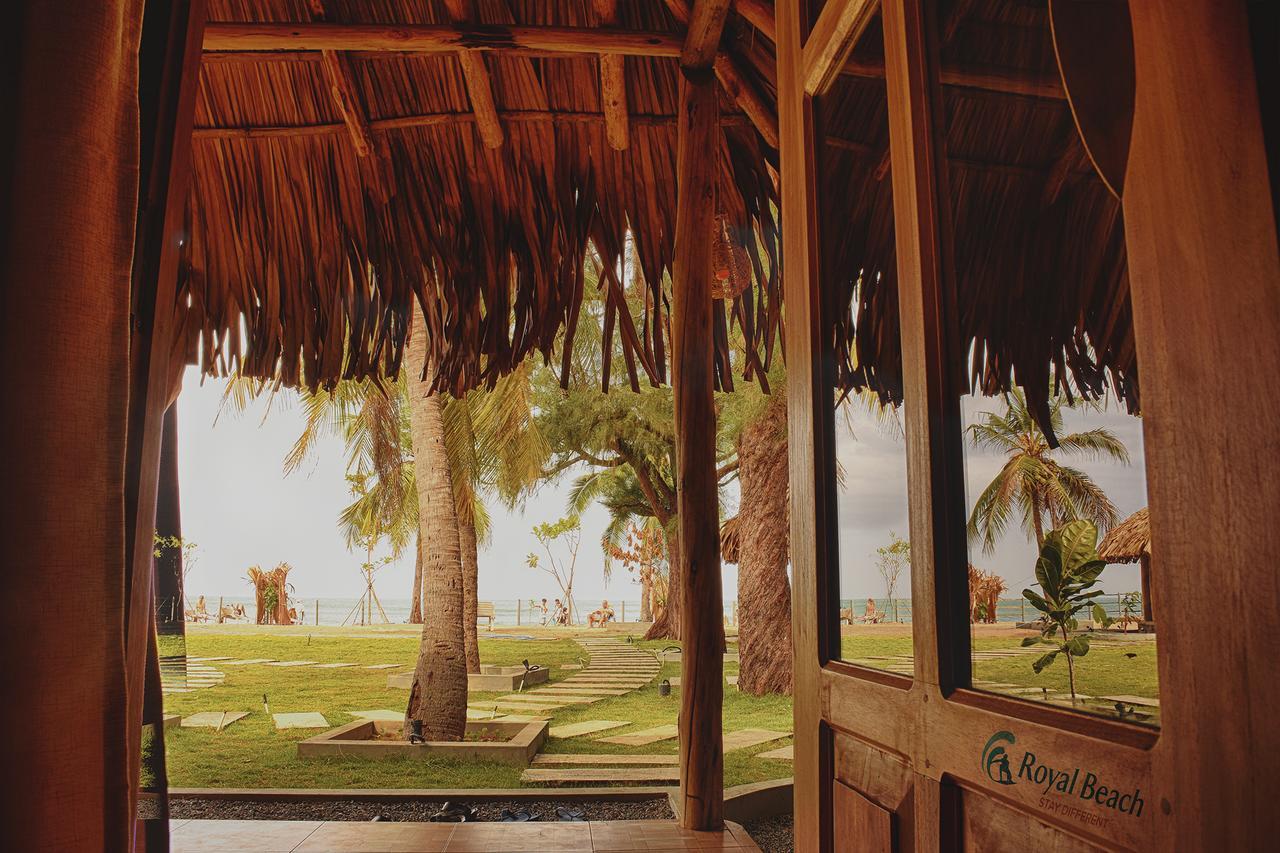 Royal Beach อารูกัมเบย์ ภายนอก รูปภาพ