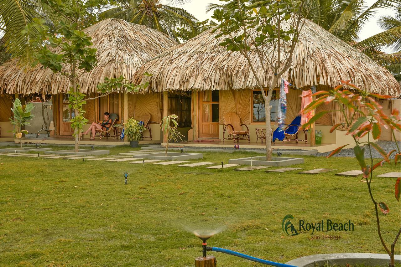 Royal Beach อารูกัมเบย์ ภายนอก รูปภาพ