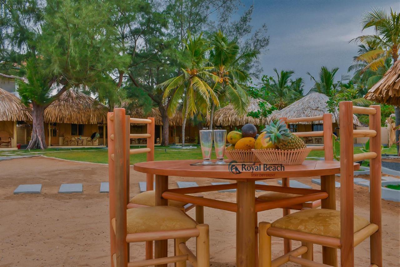 Royal Beach อารูกัมเบย์ ภายนอก รูปภาพ